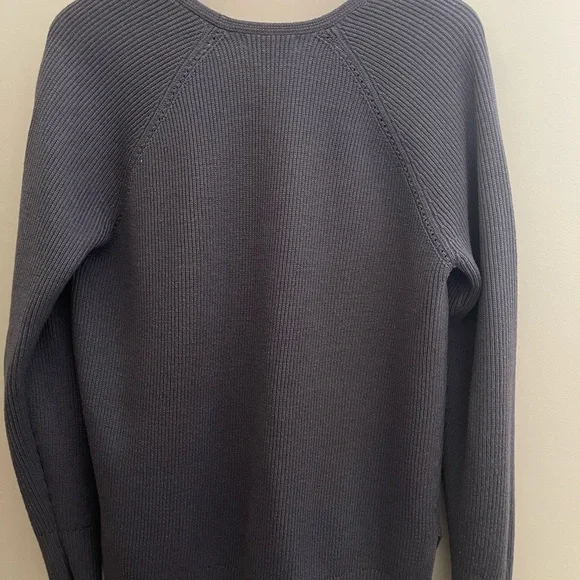 Athleta Knit Top - Picture 2 of 5